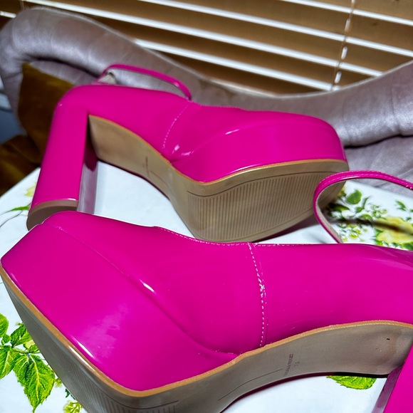 Pink Platforms - Picture 7 of 7